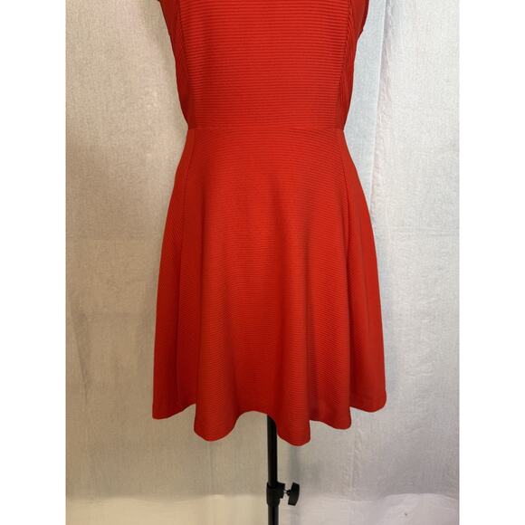 Express Womens Sun Dress Sz Medium Red A Line Knee Length Sleeveless D189 - Picture 3 of 14